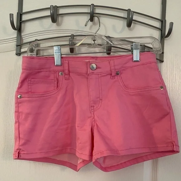 NWOT Girls Size 16 Reg Levi’s Pink Shorty Shorts - Picture 1 of 9